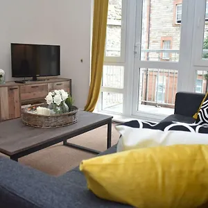 Brunswick Road - Spacious 3br 10 Minutes From Princes Street Apartment