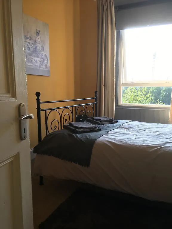 Meadowbank Apartments Edinburgh